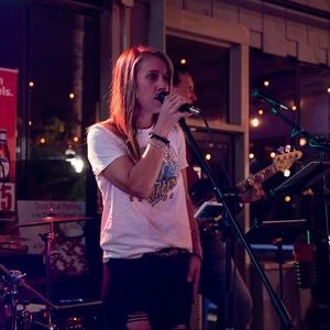 Meet your Posher, Jade